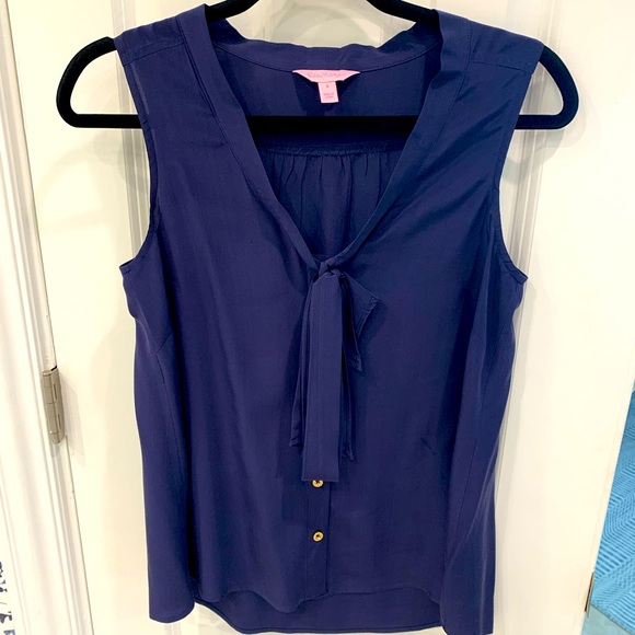 Gorgeous Lily Pulitzer Blue Sleeveless Blouse - Picture 1 of 5